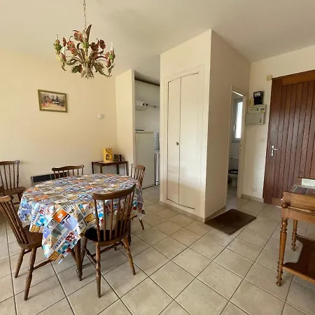 Daire Jullouville, 2 Pieces, 4 Personnes - Fr-1-361-65 Jullouville-les-Pins