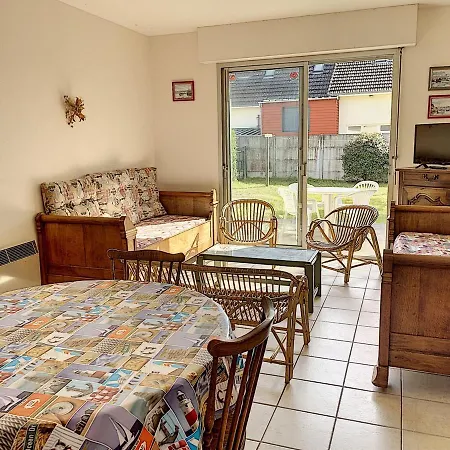 Jullouville, 2 Pieces, 4 Personnes - Fr-1-361-65 Daire Jullouville-les-Pins